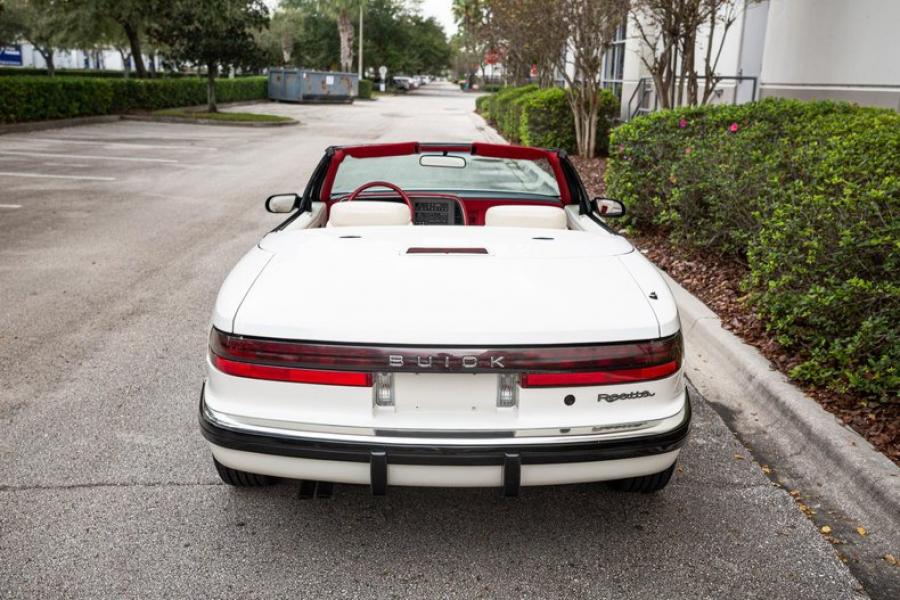  Buick Reatta Convertible Select 60 (4EC97) 1990 года  (фото 14 из 49)